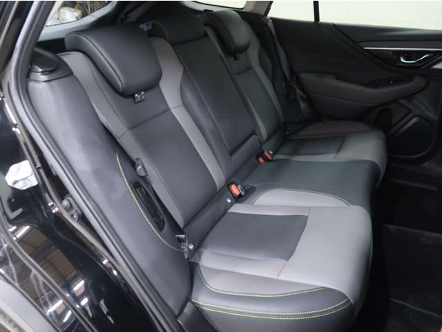 Subaru Legacy Outback 12