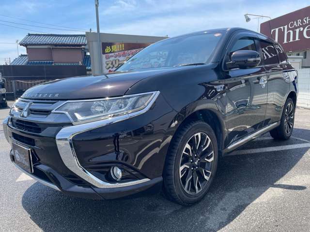 Mitsubishi Outlander PHEV 10