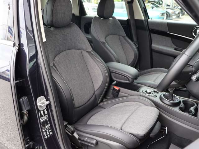 MINI Crossover 11