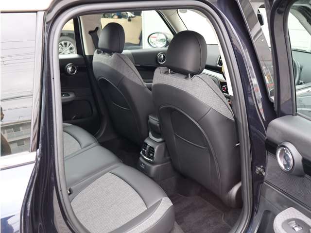 MINI Crossover 12