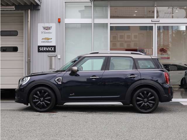 MINI Crossover 8