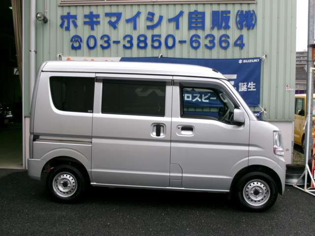 Nissan NV100 Clipper 3
