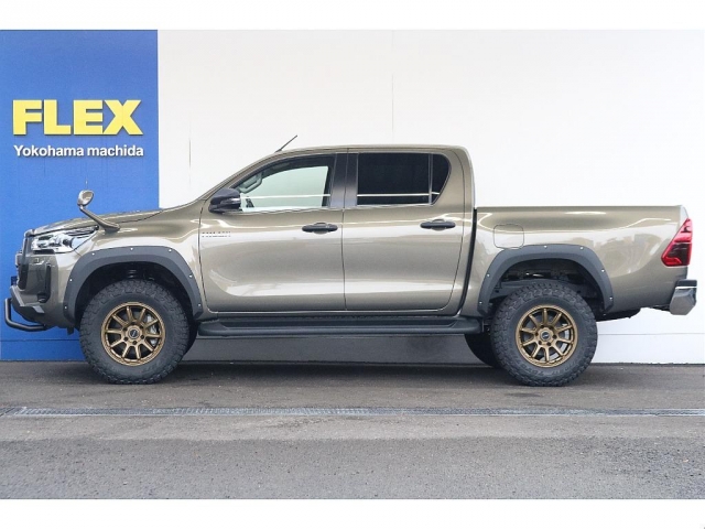 Toyota Hilux 5