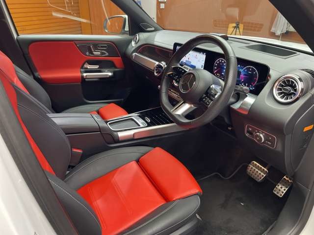 Mercedes-Benz GLB 5