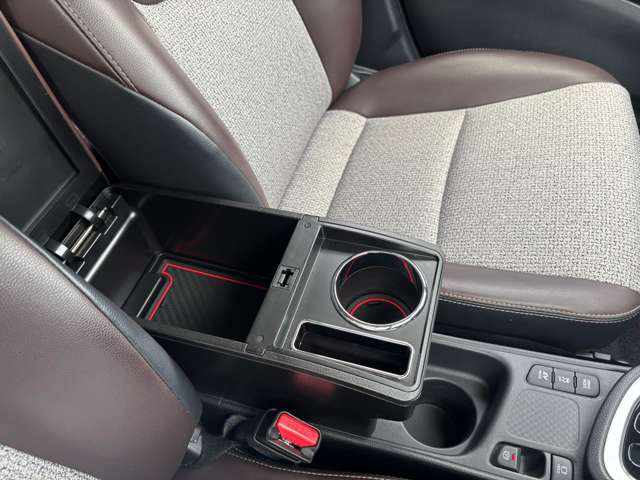 Toyota Yaris Cross 4