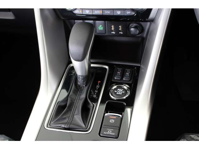 Mitsubishi Eclipse Cross 12