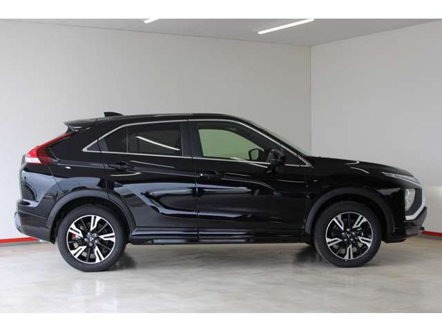 Mitsubishi Eclipse Cross 8