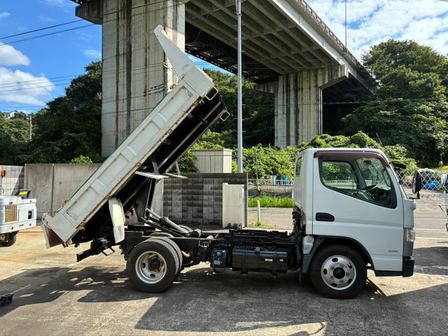 Mitsubishi Fuso Canter 12