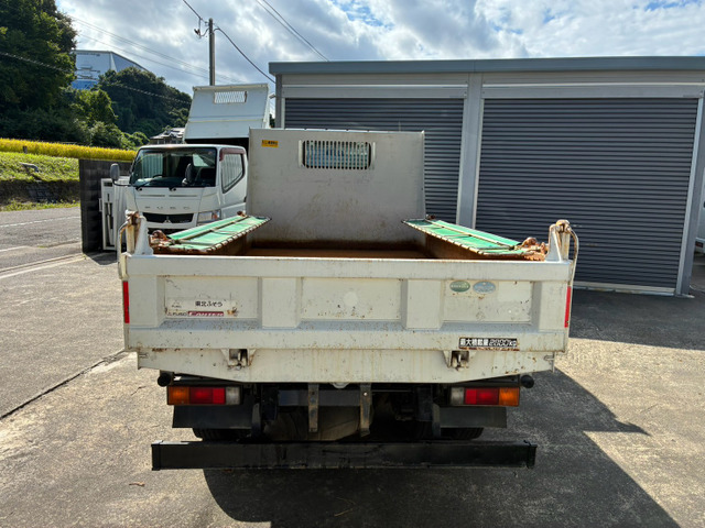 Mitsubishi Fuso Canter 6