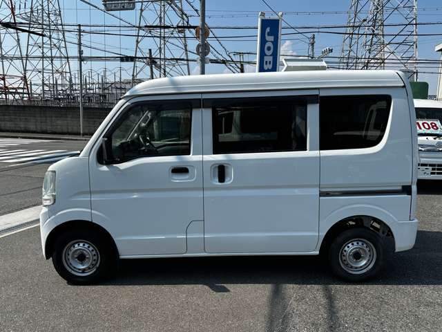 Nissan NV100 Clipper 12
