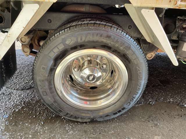 Mitsubishi Fuso Canter 6