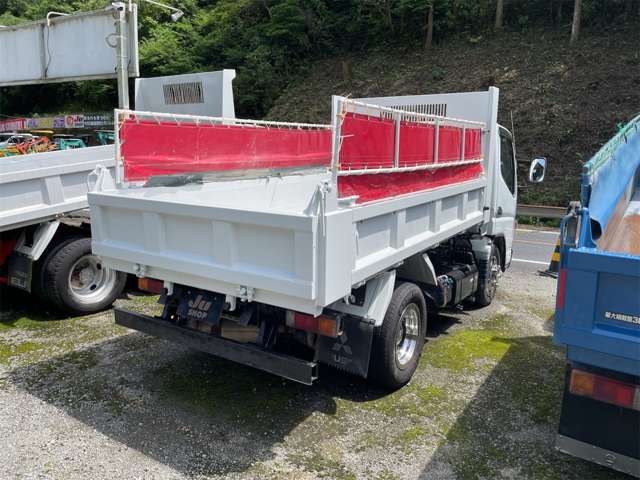 Mitsubishi Fuso Canter 7