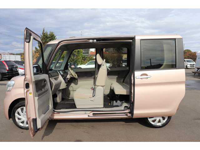 Daihatsu Tanto 3