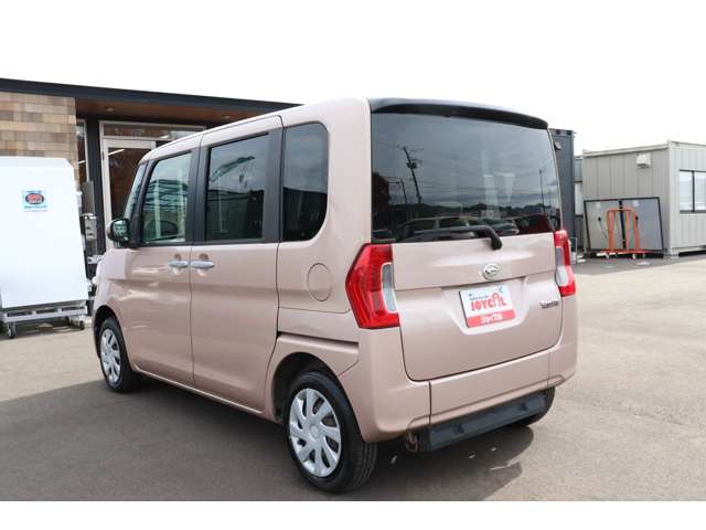 Daihatsu Tanto 10