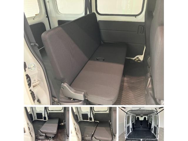 Daihatsu Hijet Cargo 6