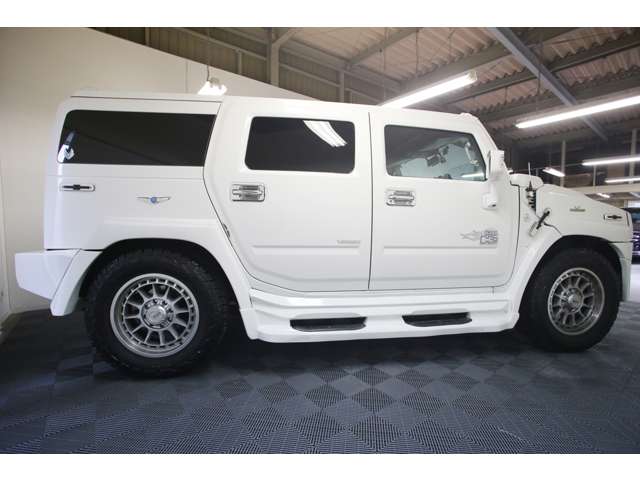 Hummer H2 8