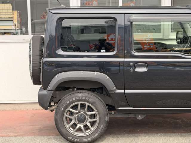 Suzuki Jimny 10