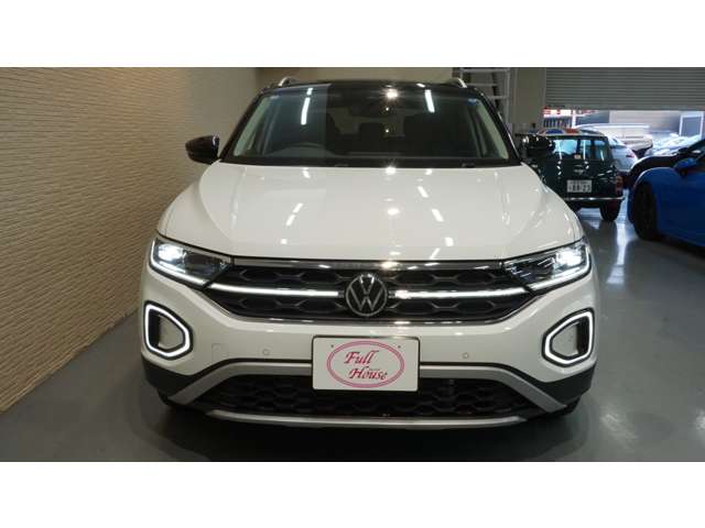 Volkswagen T-Roc 3