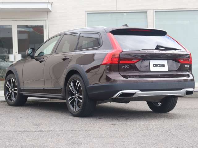 Volvo V90 Cross Country 10