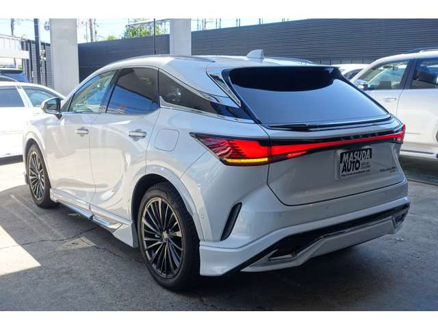 Lexus RX 7