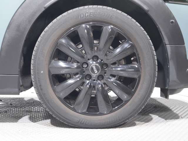 MINI Crossover 11