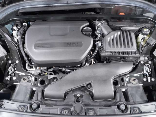 MINI Crossover 7