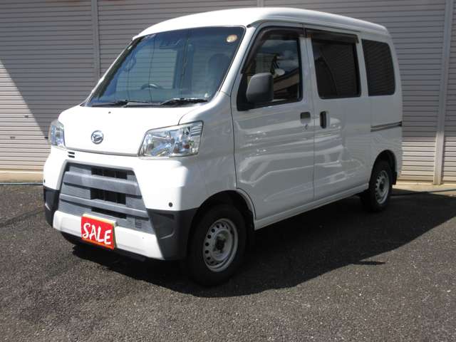 Daihatsu Hijet Cargo 7
