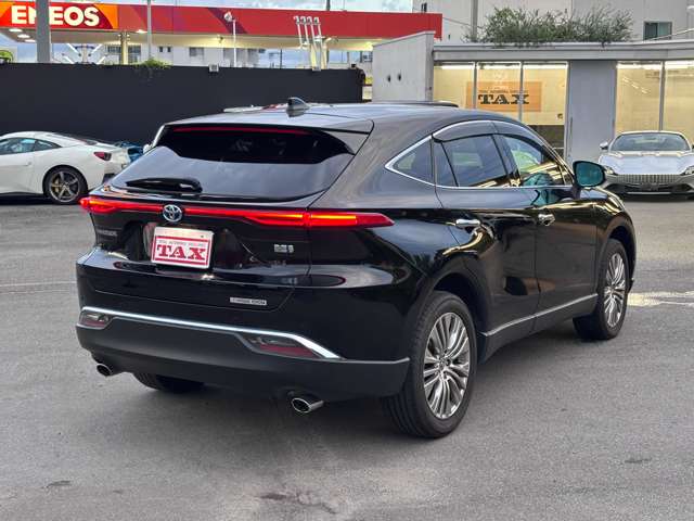 Toyota Harrier 6