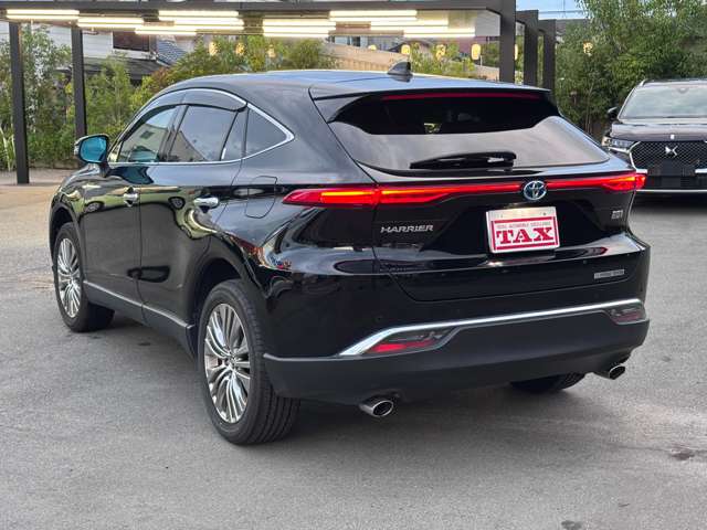 Toyota Harrier 8