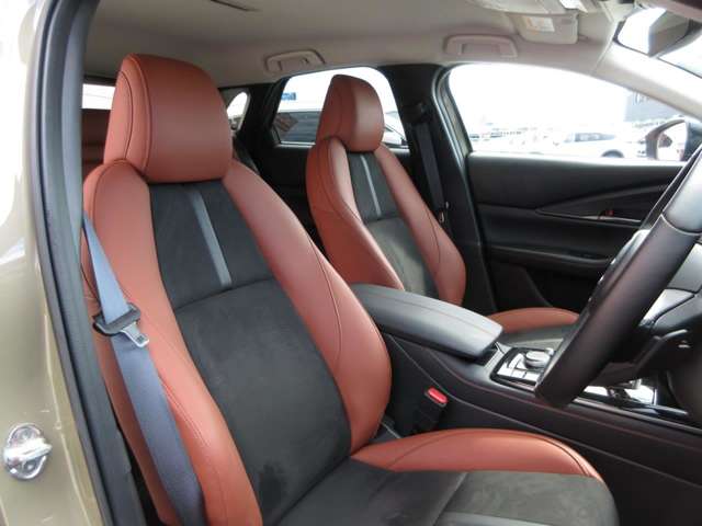 Mazda CX-30 11