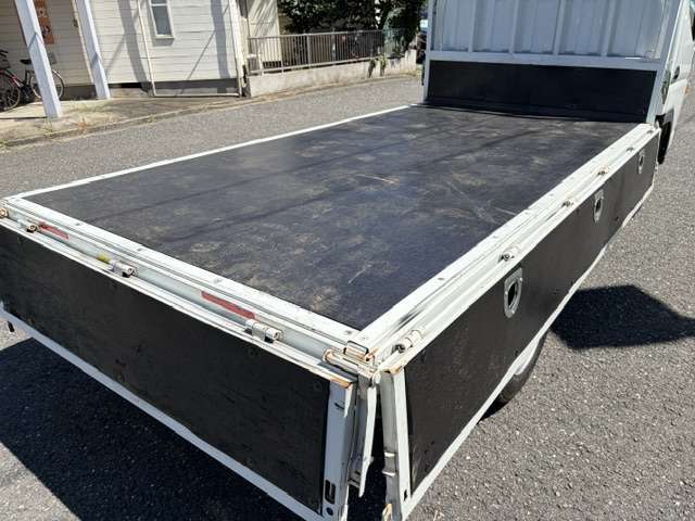 Mitsubishi Fuso Canter 11