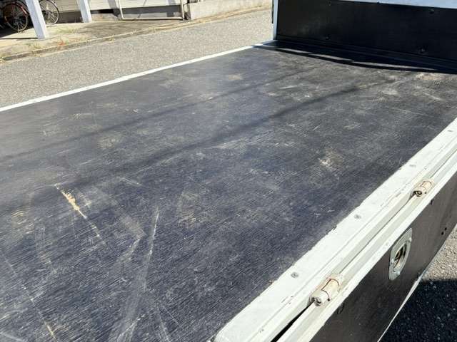 Mitsubishi Fuso Canter 10