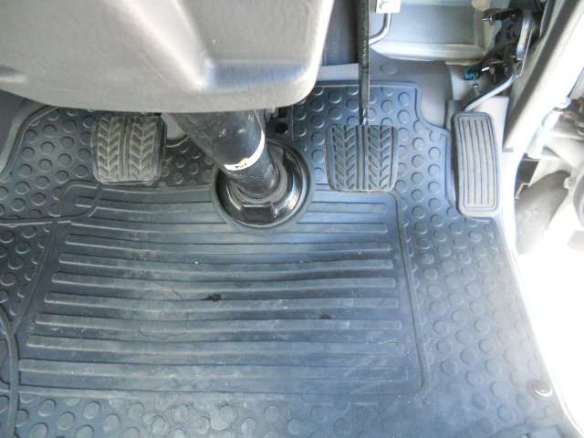 Mazda Bongo Truck 12