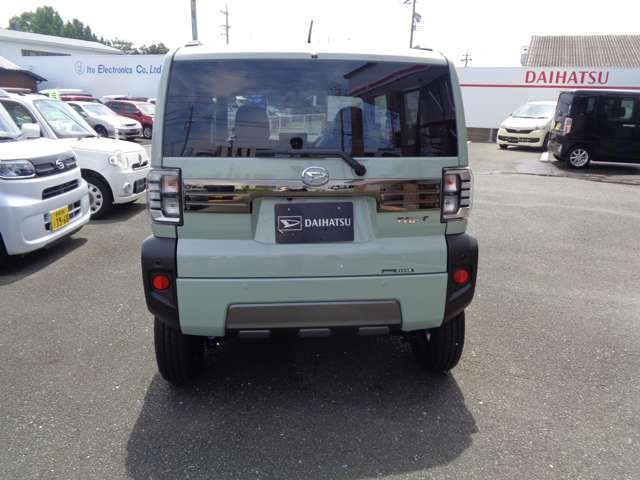 Daihatsu Taft 7