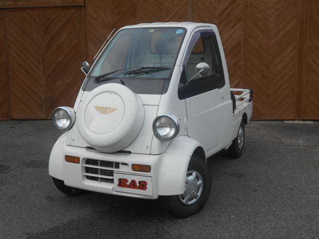 Daihatsu Midget II 8