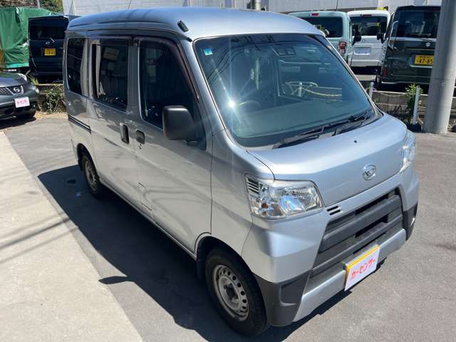 Daihatsu Hijet Cargo 3