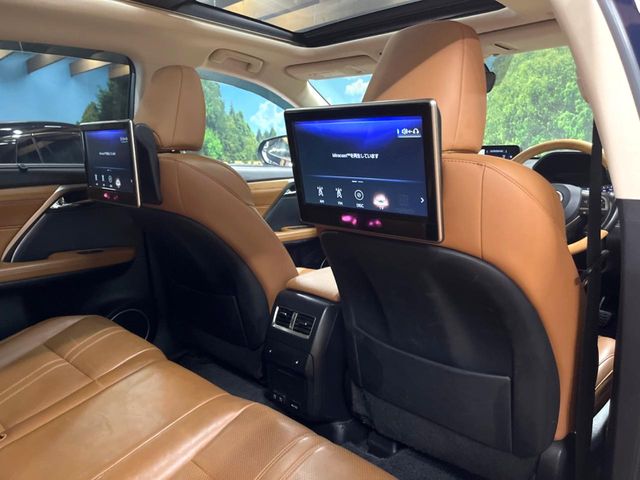 Lexus RX 5