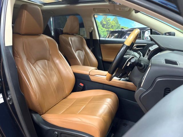 Lexus RX 8