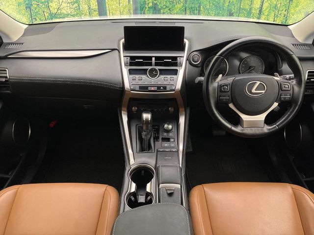 Lexus NX 2