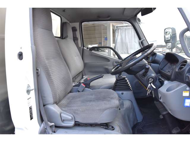 Hino Dutro 10