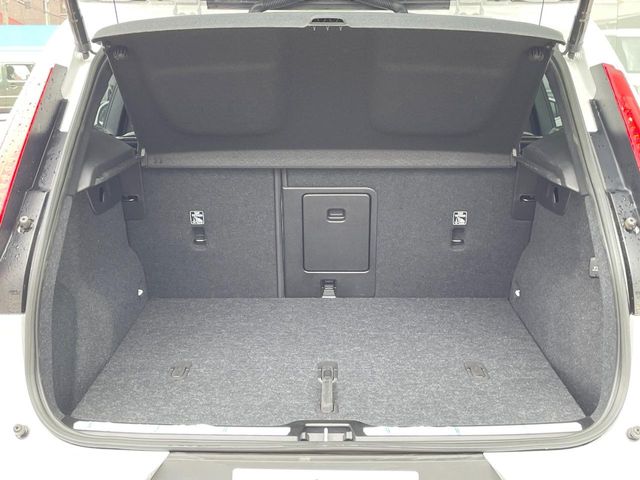 Volvo XC40 12