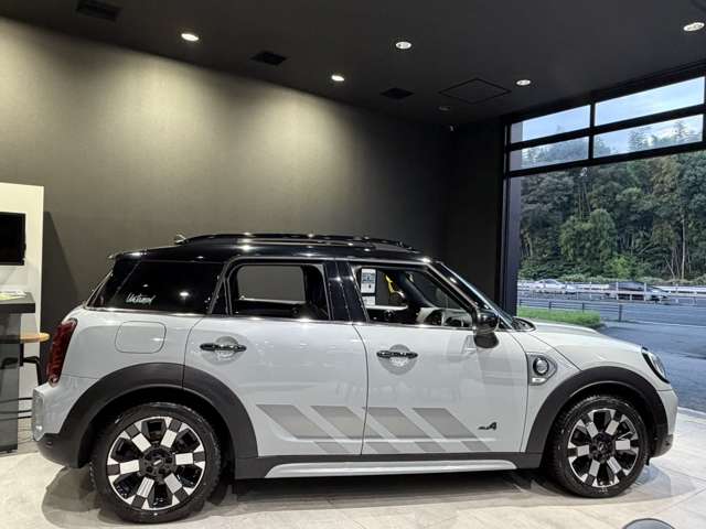 MINI Crossover 7