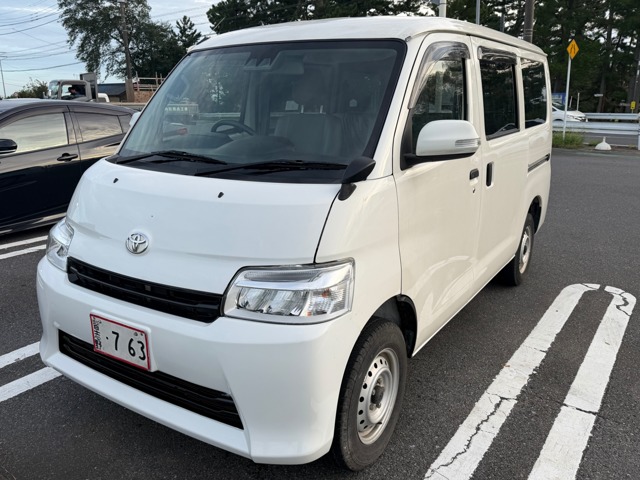 Toyota Town Ace Van 6