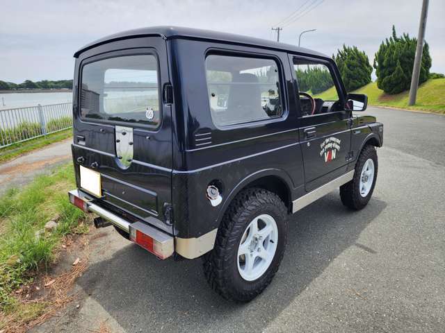 Suzuki Jimny 6