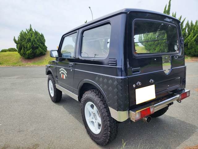 Suzuki Jimny 8