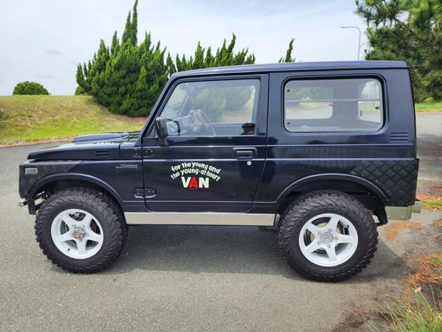 Suzuki Jimny 9