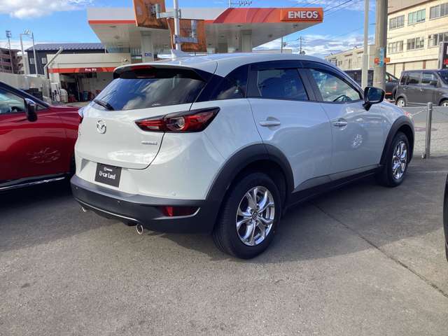 Mazda CX-3 4