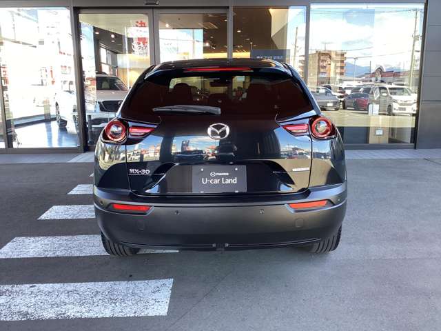 Mazda MX-30 4