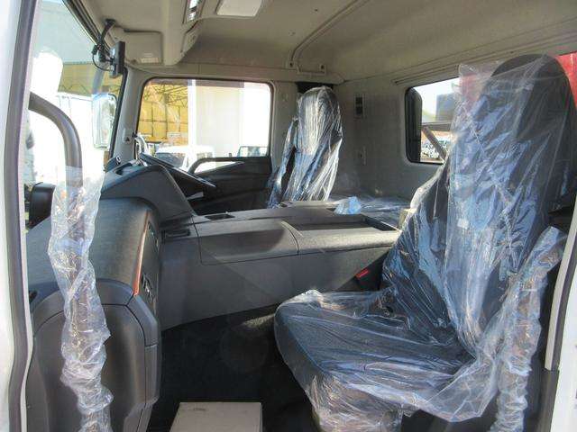 Mitsubishi Fuso Super Great 8