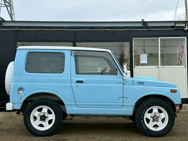 Suzuki Jimny 10
